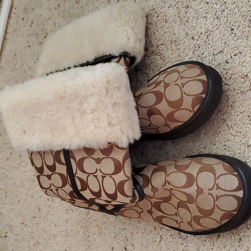 Coach boots